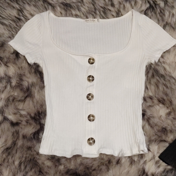 3 for 35 3 cotton tops cream, black & beige - Picture 2 of 4